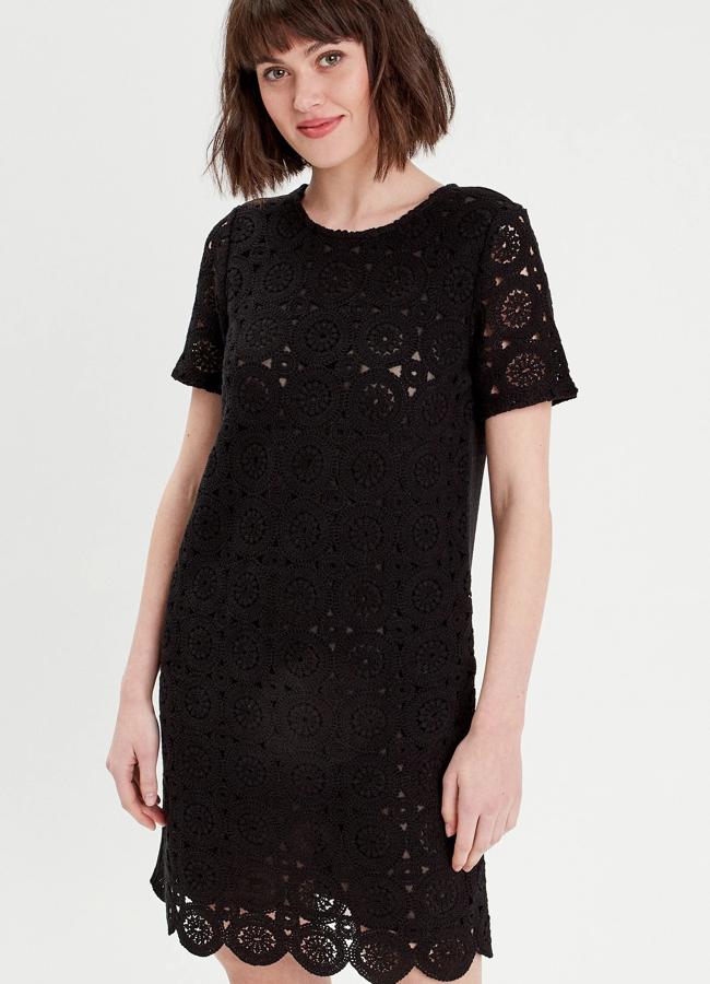 Vestido negro de manga corta de Cache Cache, 36,79 euros.