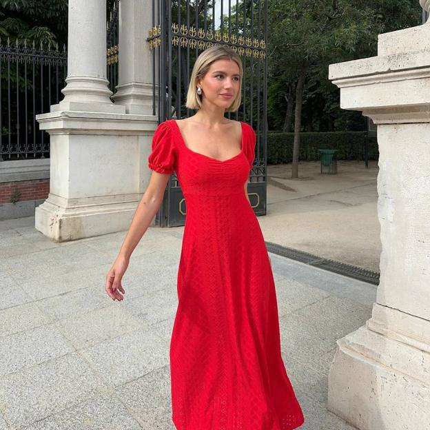 Vestidos rebajados de Springfield que le hemos visto a las influencers y favorecen mucho