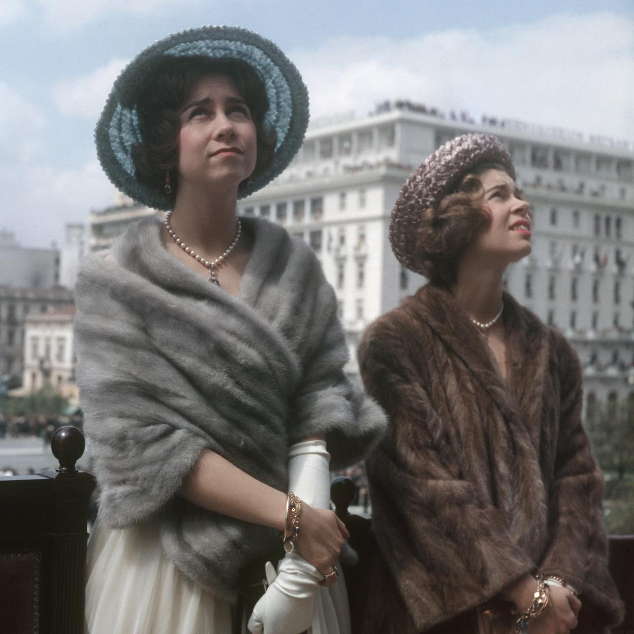 La reina Sofía de Grecia, con su hermana Irene, en una imagen de archivo../Getty images