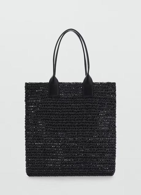 Bolso negro de Mango (39,99 euros)