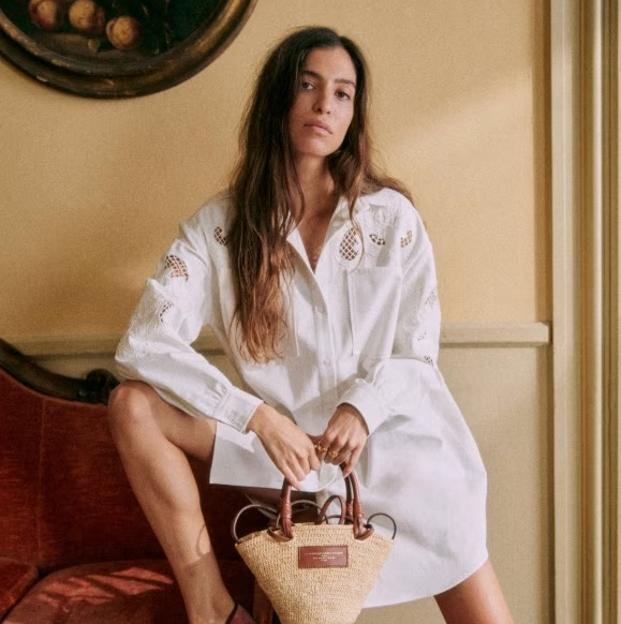 Las novedades de la semana de Mango: vestidos blancos, bolsos de rafia y otras compras que tienes que ver hoy mismo