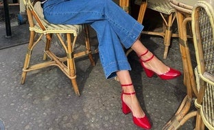 10 zapatos rojos de rebajas para llevar la tendencia que ha conquistado a las it girls de todo el mundo