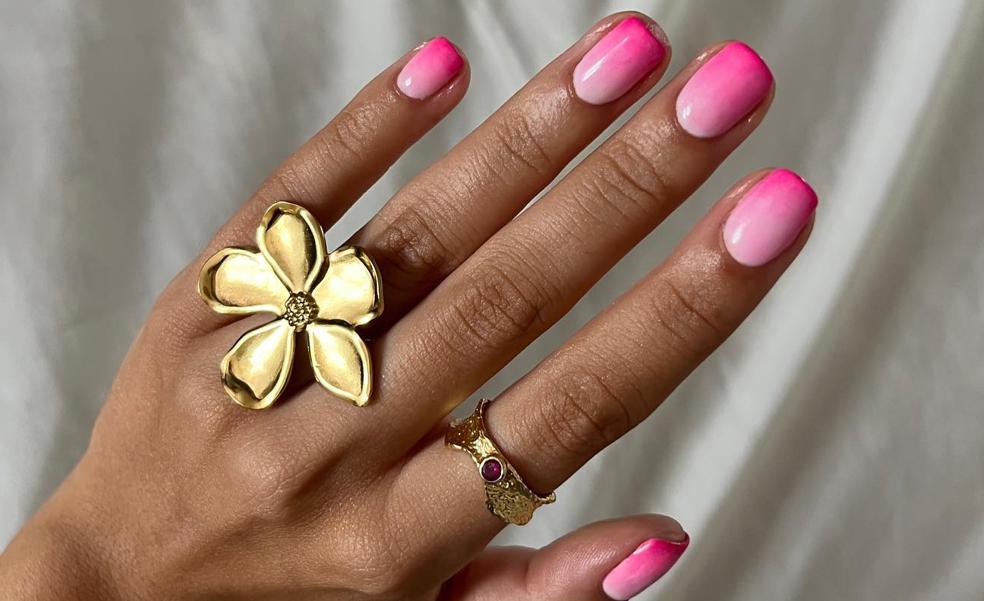 Ideas de uñas acrílicas para tus días de verano: coloridas y alegres