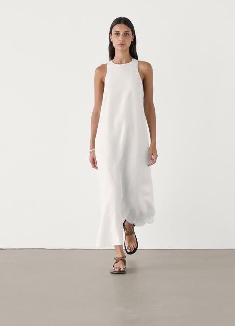 Vestido blanco de Massimo Dutti (159 euros)