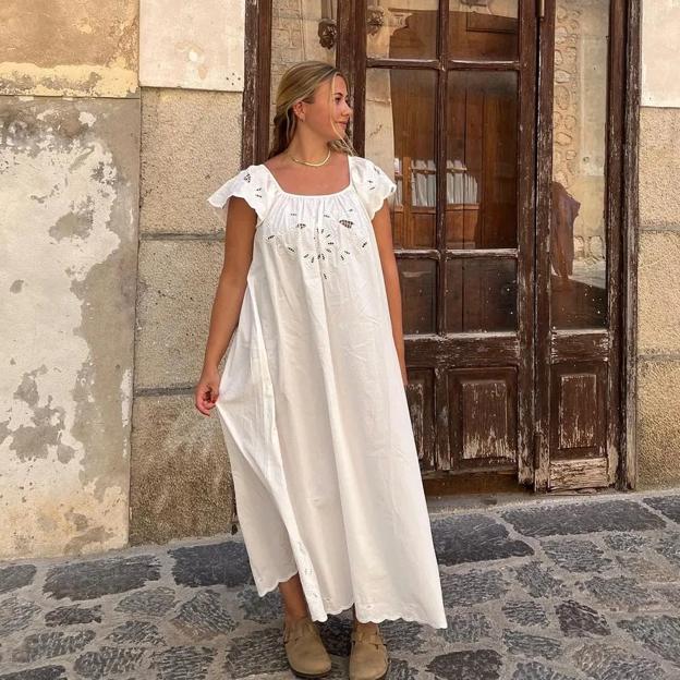 Tendencia viral: seis vestidos amplios tipo camisón que llevar con alpargatas