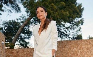 Victoria Beckham se mantiene joven a los 50 años gracias a este alimento imprescindible en su dieta