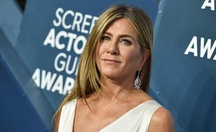 La cena saciante que mantiene joven a Jennifer Aniston más allá de los 50