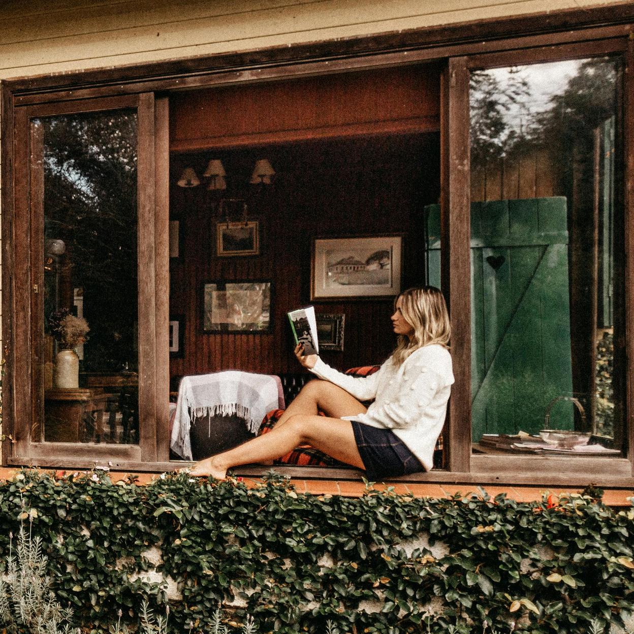 El final del verano llega repleto de novedades que llenarán de libros nuestra librería favorita./Jonathan Borba/pexels