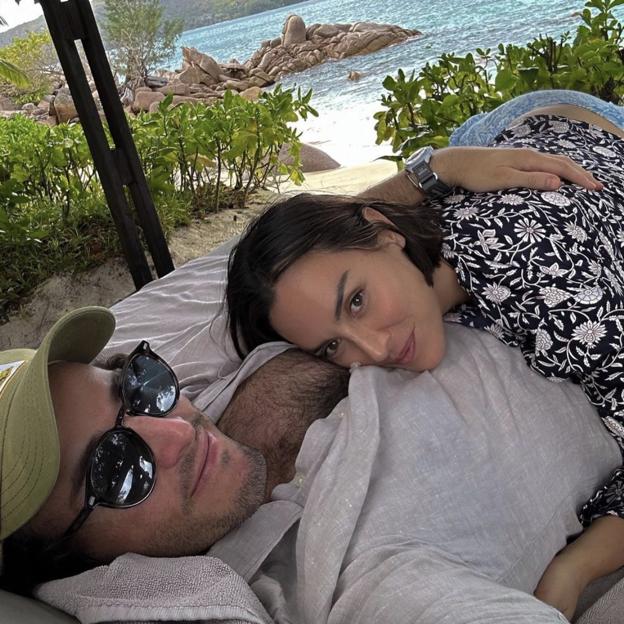 Tamara Falcó, sexy, guapísima, feliz y empoderada: besos tórridos con Iñigo Onieva y decisiones adultas que marcan su vida