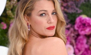 El secreto de la melena XL perfecta de Blake Lively: no usa acondicionador