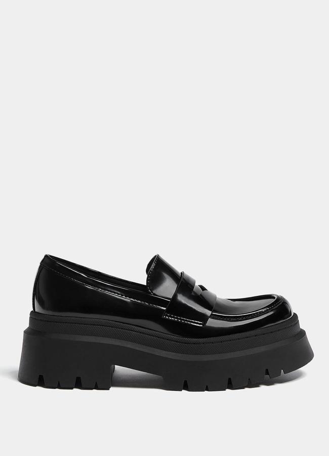 Mocasines con plataforma de Pull&Bear, 29,99 euros.