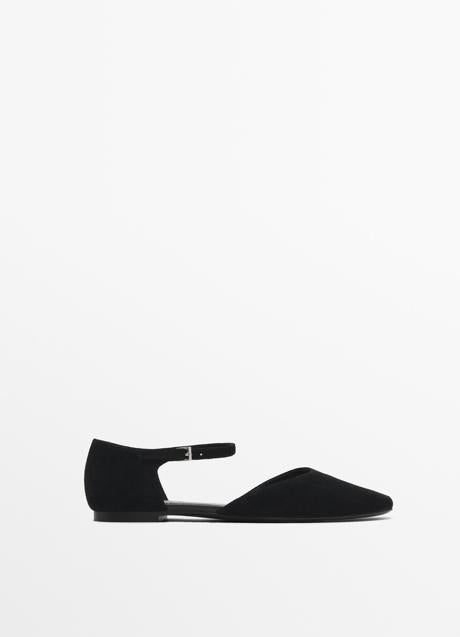 Zapatos negros de Massimo Dutti (79,99 euros)