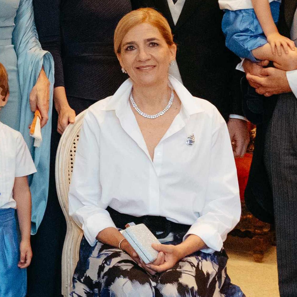 La infanta Cristina en el enlace de Victoria López-Quesada. /Limited pictures