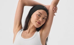 Sentadillas y estiramientos: el método japonés para tener un abdomen y unas piernas perfectas con solo 3 minutos al día