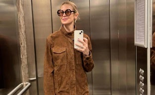 Americanas de ante, la chaqueta estilo vintage tendencia para otoño que llevan las mujeres +50