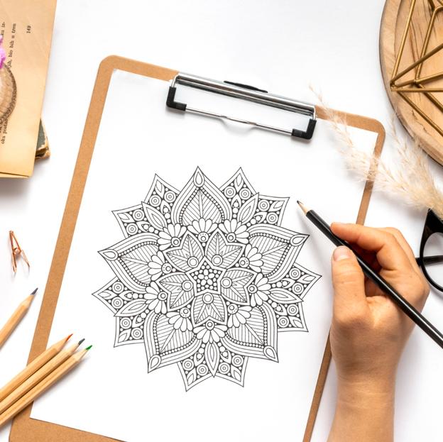 El zentangle es una forma de meditar mediante el dibujo. 