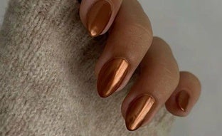 Las copper nails son la tendencia viral de uñas en Instagram que tienes que llevar en otoño 2024