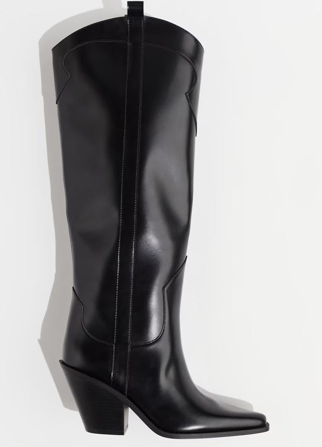 Botas negras por la rodilla de H&M, 59,99 euros.