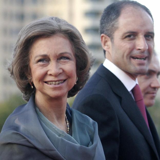 Francisco Camps, con la reina Sofía en la inauguración del Palau dels Artes en 2005. 