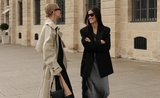 Las más elegantes llevan estos vestidos midi en entretiempo que podrás usar con gabardinas en otoño