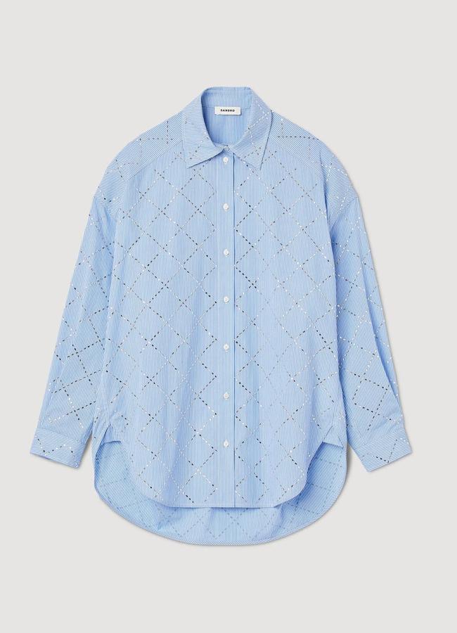 Camisa azul estampada de Sandro, 245 euros.