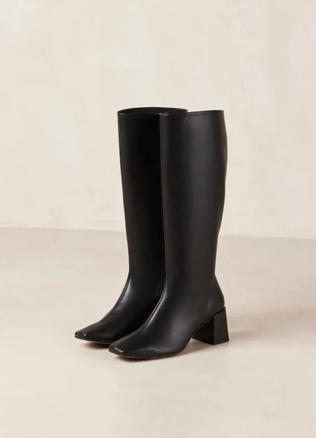 Botas de piel negras con punta cuadrada