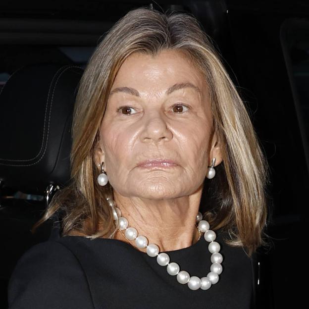 La noche más triste de Cari Lapique: la emotiva misa funeral por Caritina y Carlos Goyanes llena de familia y amigos