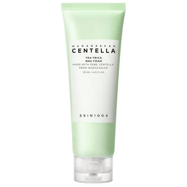 Madagascar Centella Tea-Trica BHA Foam de SKIN1004