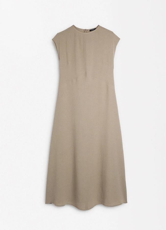 Vestido de color taupé de Parfois, 25,99 euros.
