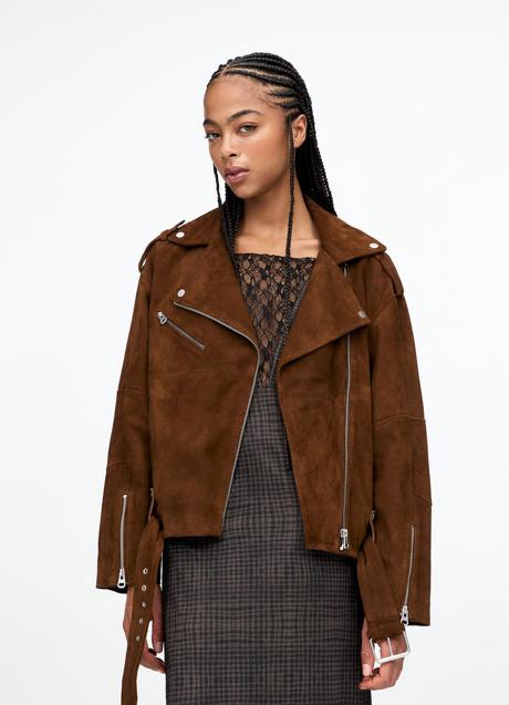 Cazadora de ante de Pull & Bear (149 euros)