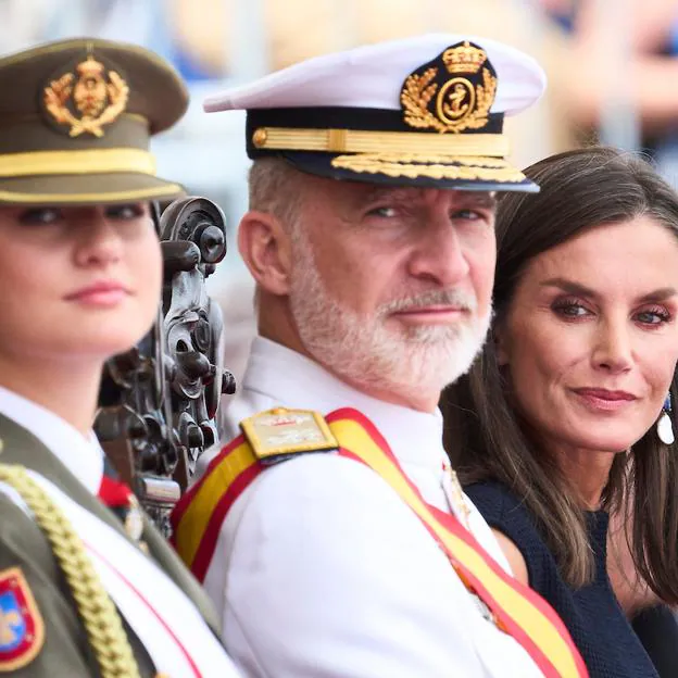 El histórico encuentro de Leonor con su abuelo, el rey Juan Carlos: en Galicia y en presencia de la reina Letizia y Felipe VI