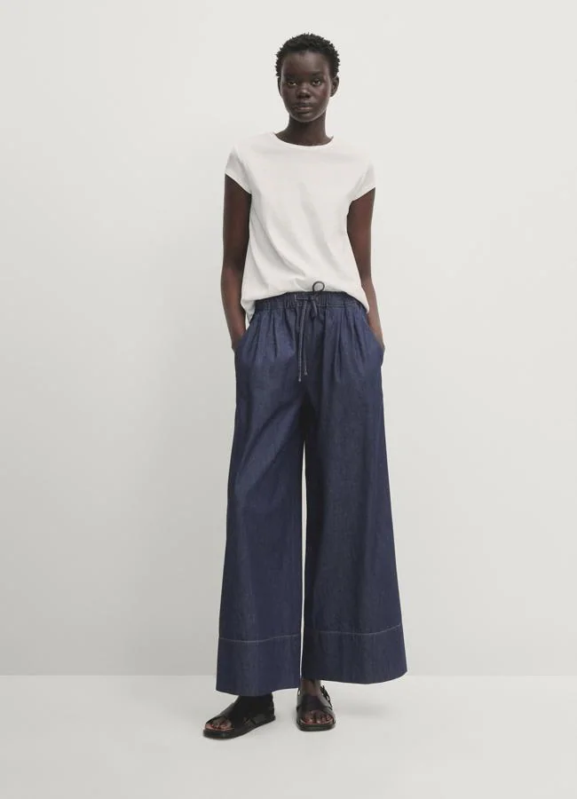 Vaquero wide leg fluido de Massimo Dutti.