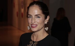 El estilo natural de Carolina Herrera o la elegancia de ir sin tacones y (casi) sin maquillar