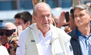 El rey Juan Carlos, en las manos mágicas de la mujer de su mejor amigo: astrología y carta astral en Sanxenxo