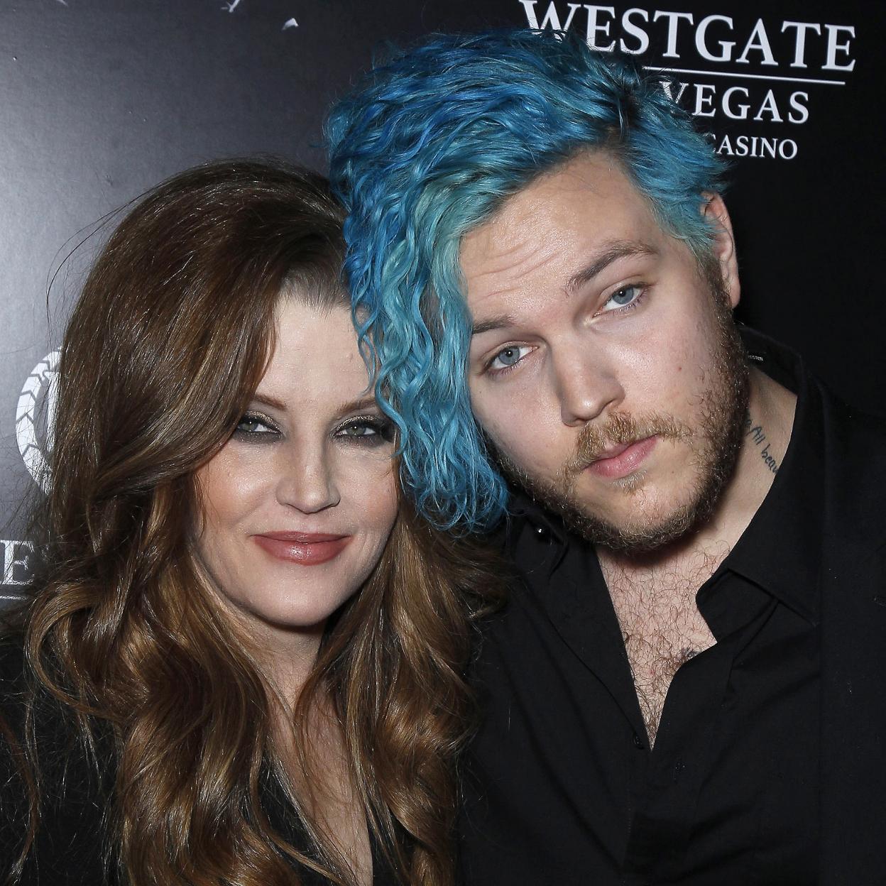 Lisa Marie Presley y su hijo./gtres