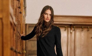 Las novedades de Mango esta semana: vestidos negros, camisas blancas y abrigos de otoño