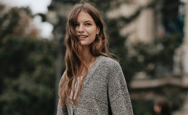 El cárdigan de punto es la prenda que siempre llevo en otoño: estos son mis 6 modelos de Zara favoritos