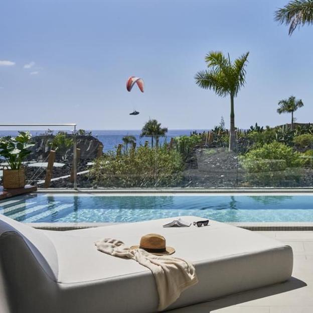 La escapada de lujo que te mereces este otoño está en Tenerife: gastronomía con estrellas, buen tiempo y relax