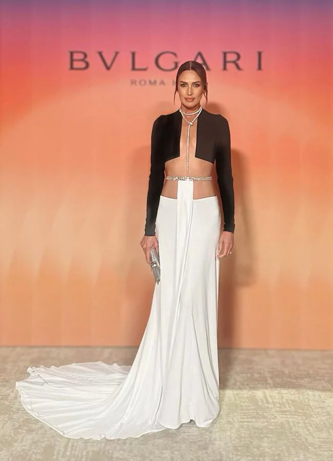 Nieves Álvarez escogió un vestido con diseño cut-out. / @officialnievesa