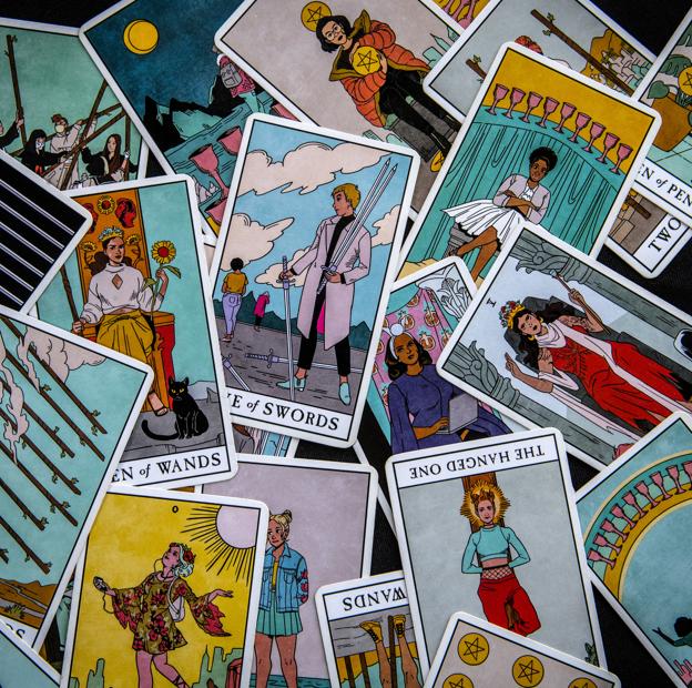 Lo que dicen las cartas del Tarot esta semana: recupera la energía, equilibra lo que das y sé un poco egoísta