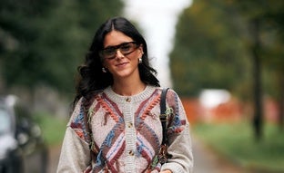 10 jerséis muy especiales con flecos para lucir la tendencia boho del momento