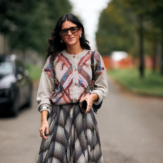 10 jerséis muy especiales con flecos para lucir la tendencia boho del momento