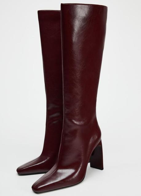 Botas altas de Zara (49,99 euros)