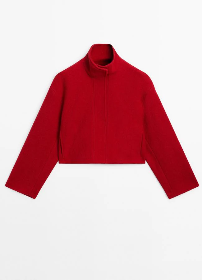 Chaqueta roja, 129 euros.