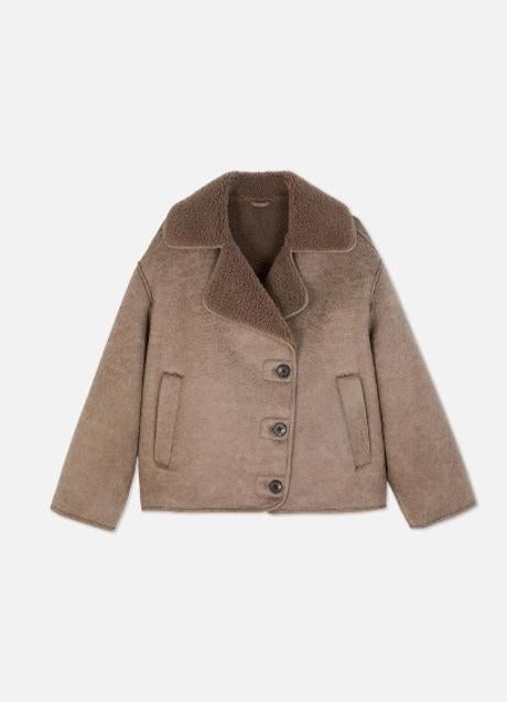 Chaqueta piel de borrego de Primark (19,99 euros)