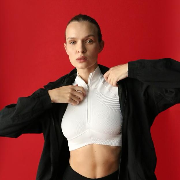 Sentadillas de pistola, un ejercicio perfecto para tonificar piernas y glúteos mientras mejoras la estabilidad