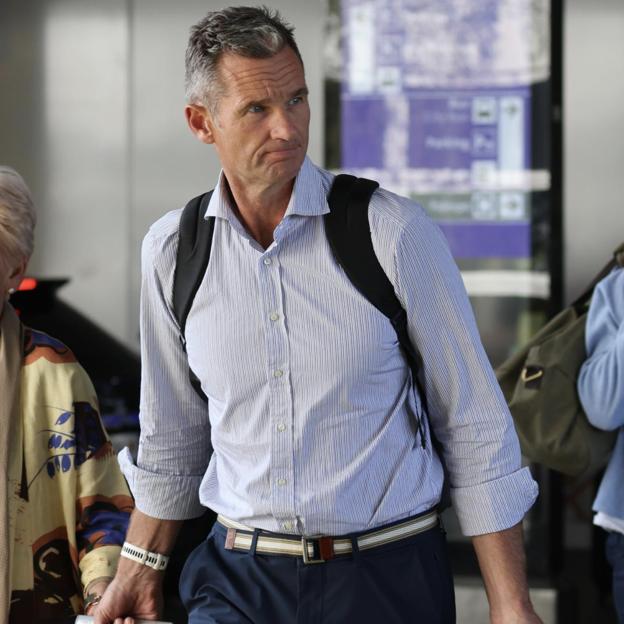 Iñaki Urdangarin, fotografiado en un aeropuerto. 