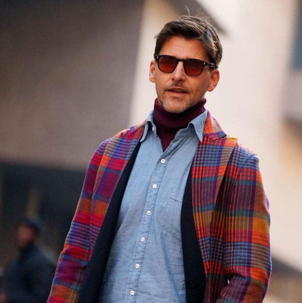 Johannes Huebl en el street style de la fashion week