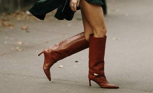 Tres tendencias de botas que las expertas en moda llevan este invierno y repiten en todos sus looks