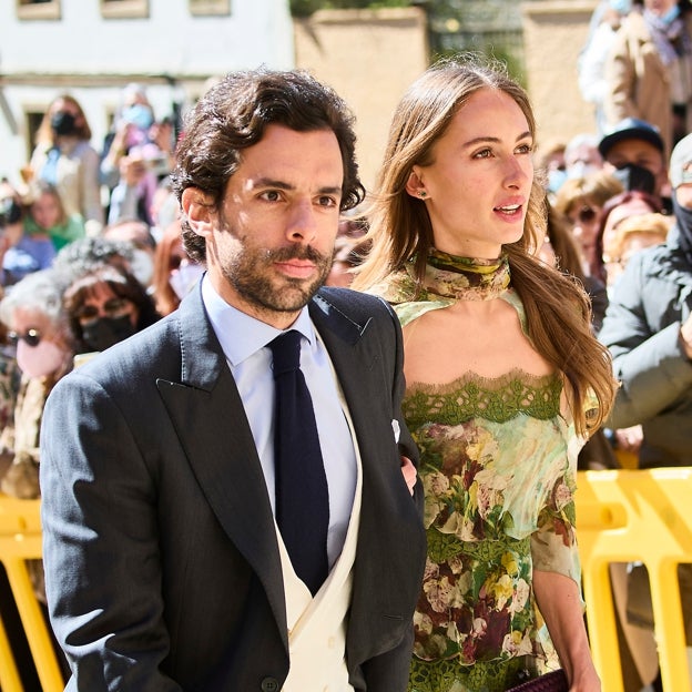 Alonso Aznar y Renata Collado ya se han casado: de su debut oficial a su boda blindada, así ha sido su historia de amor